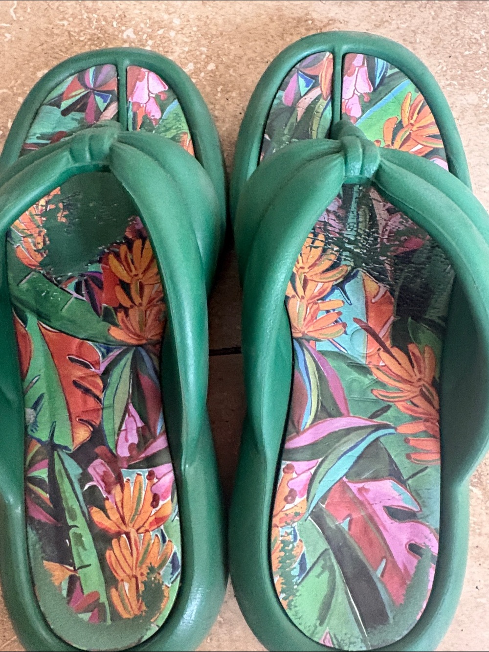 FARM Rio Green Floral-Print Platform Sandals - Picture 3 of 5